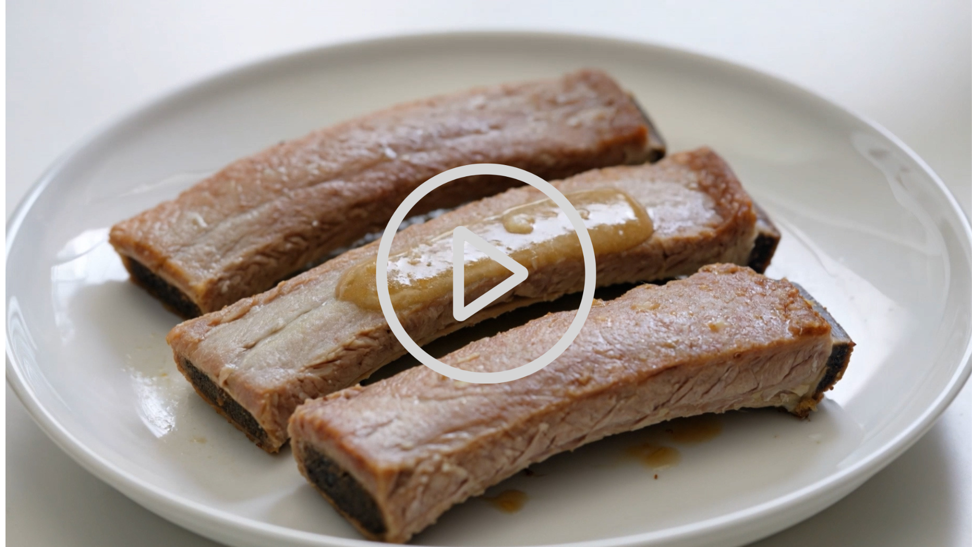 Slow-Cooked Beef Short Ribs in Tallow